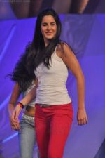 Katrina Kaif On the sets of Hrithik_s Just Dance in Filmcity on 27th Aug 2011 (124).JPG